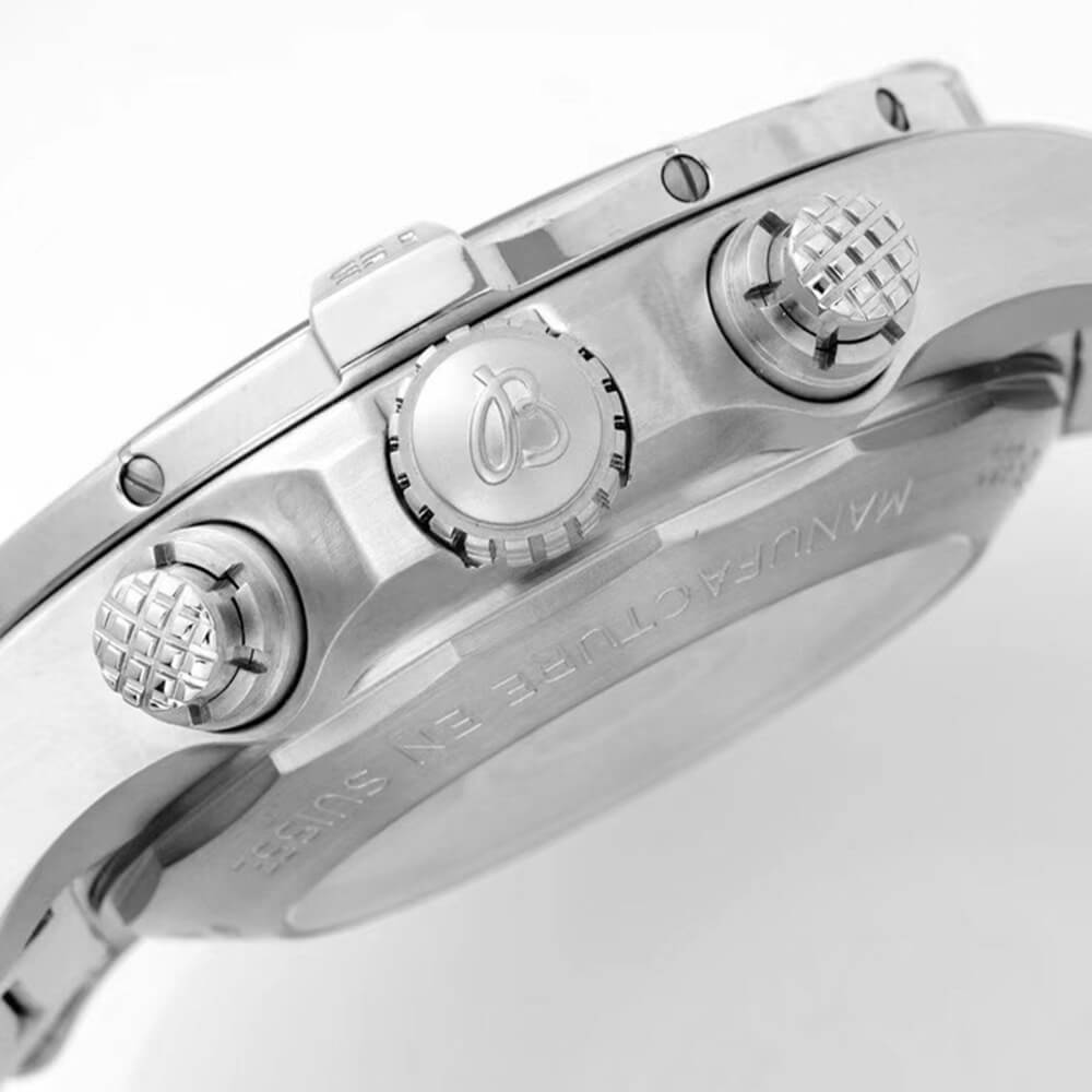 Breitling Avenger B01 Chronograph 45