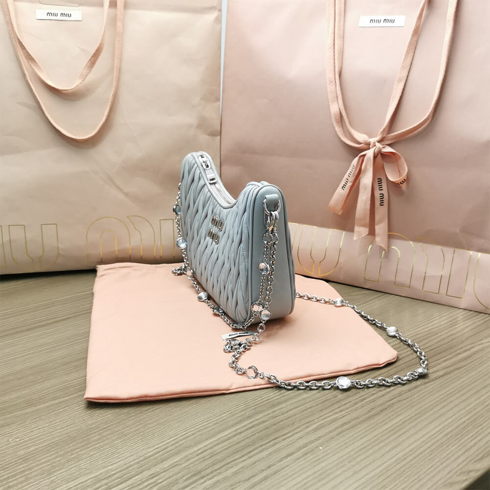 M1um1u Matelasse nappa leather shoulder bag