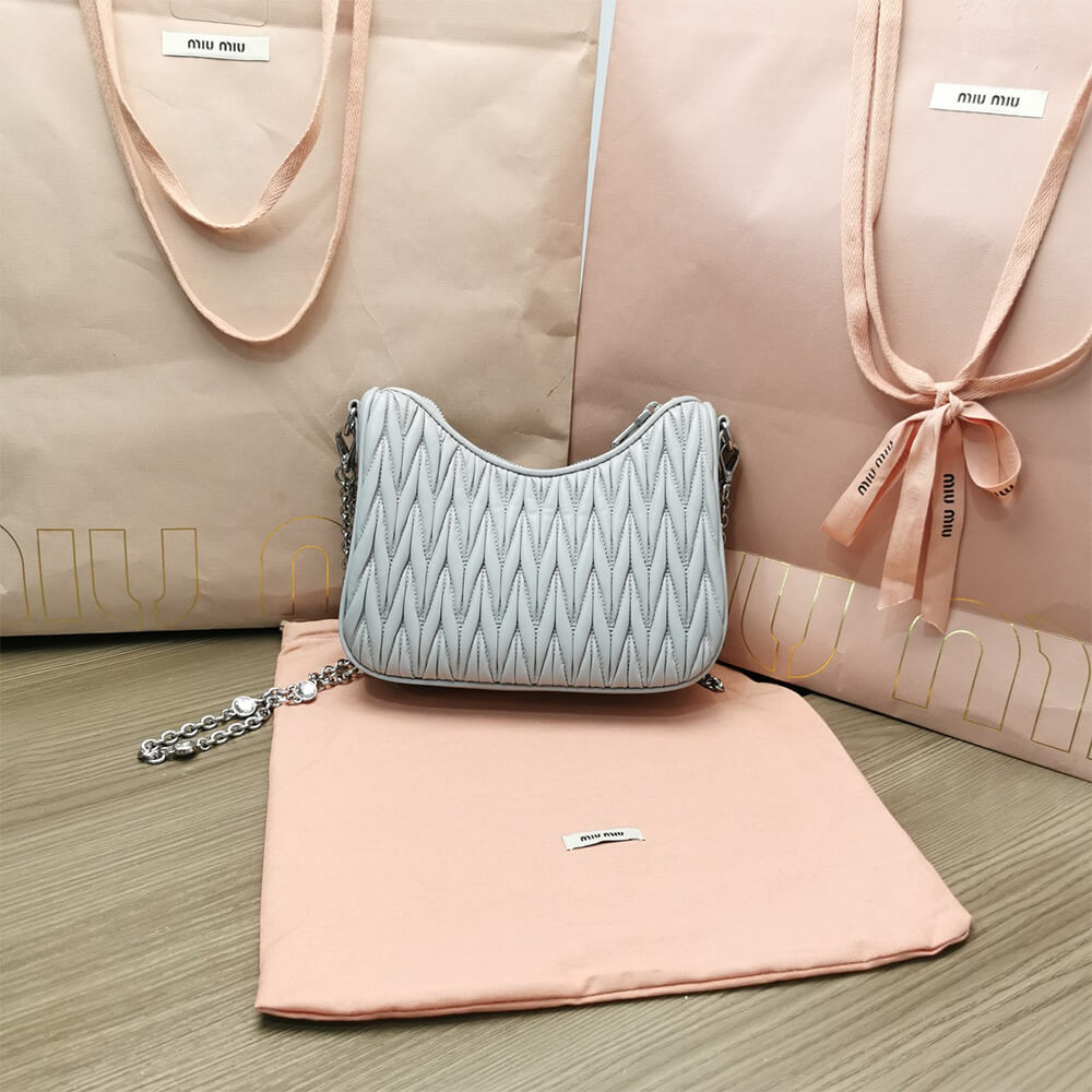 M1um1u Matelasse nappa leather shoulder bag