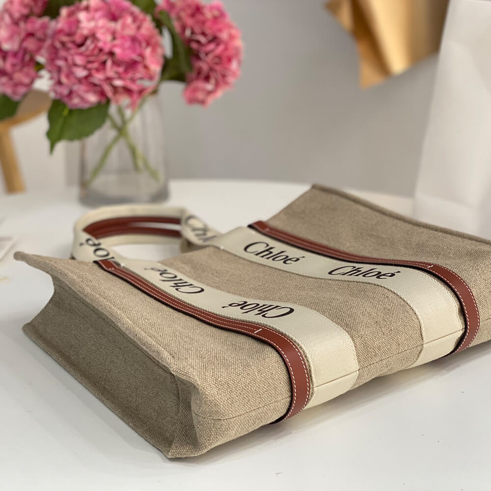 Ch10e large woody tote bag in linen
