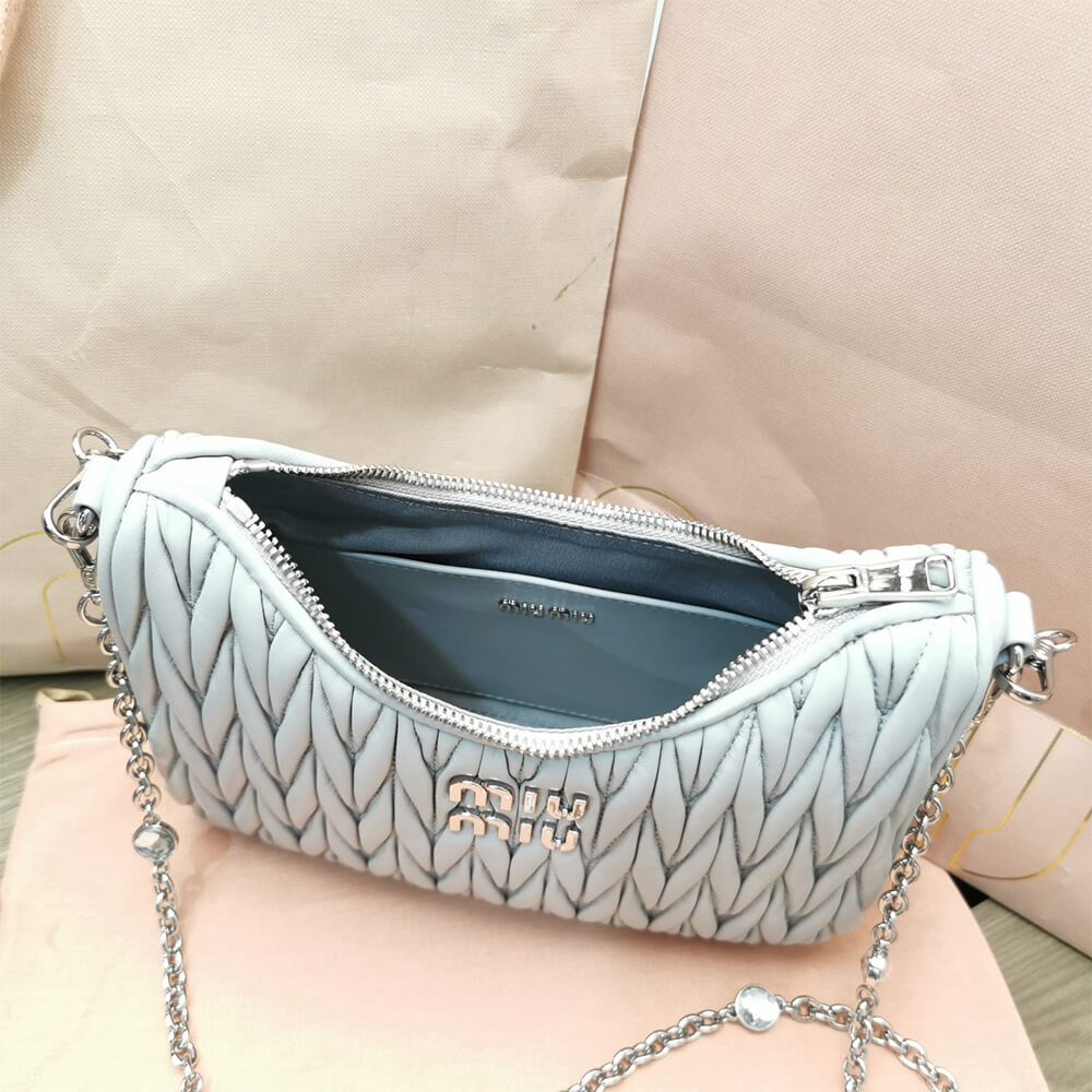 M1um1u Matelasse nappa leather shoulder bag
