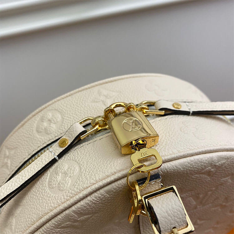 LV Boite Chapeau Souple MM Handbag