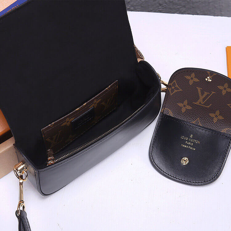 LV Officier Pouch