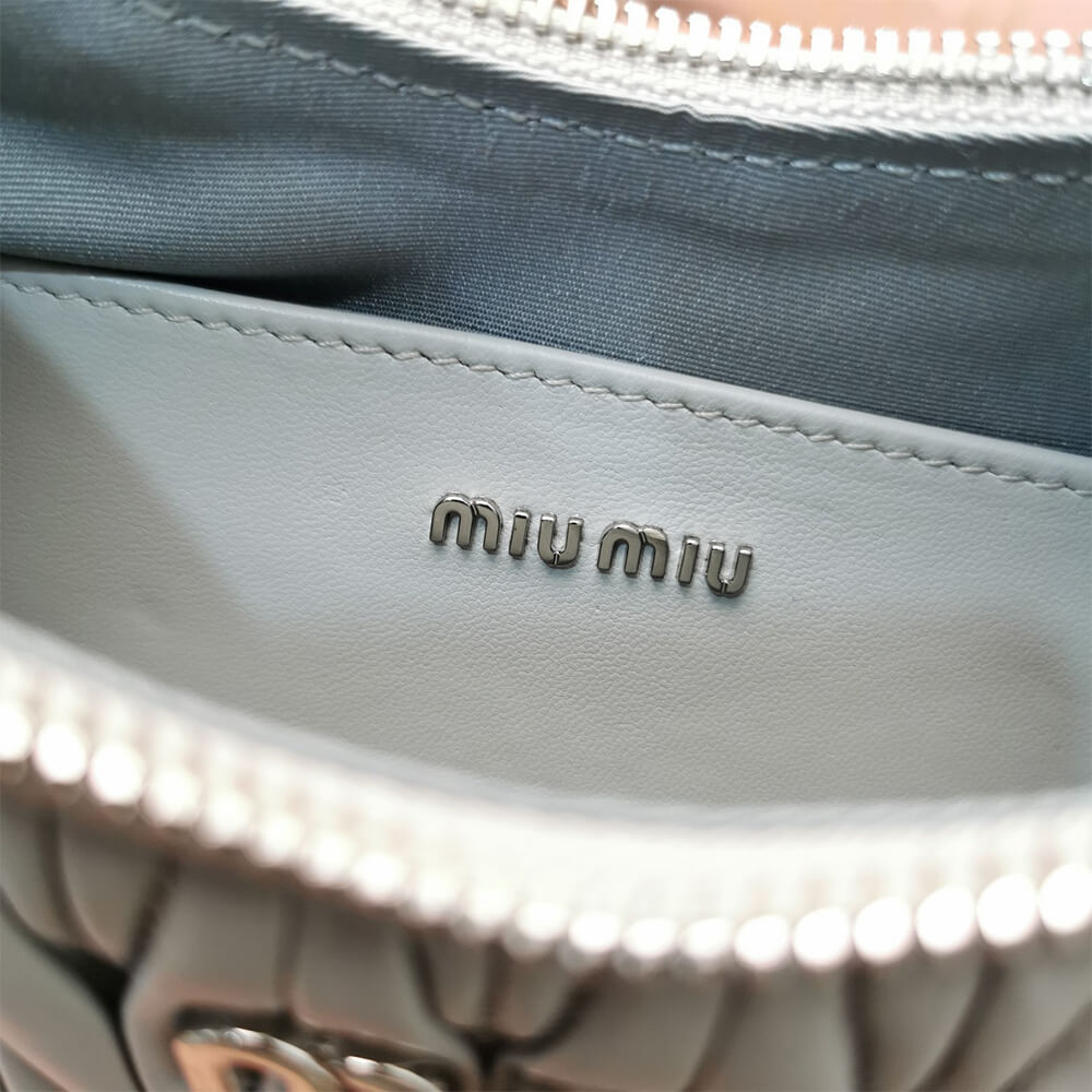 M1um1u Matelasse nappa leather shoulder bag