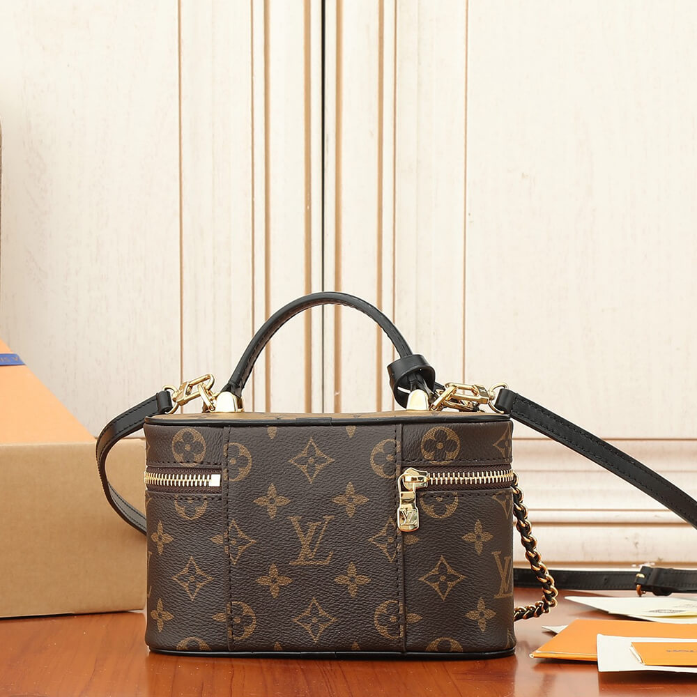 LV Vanity Chain Pouch