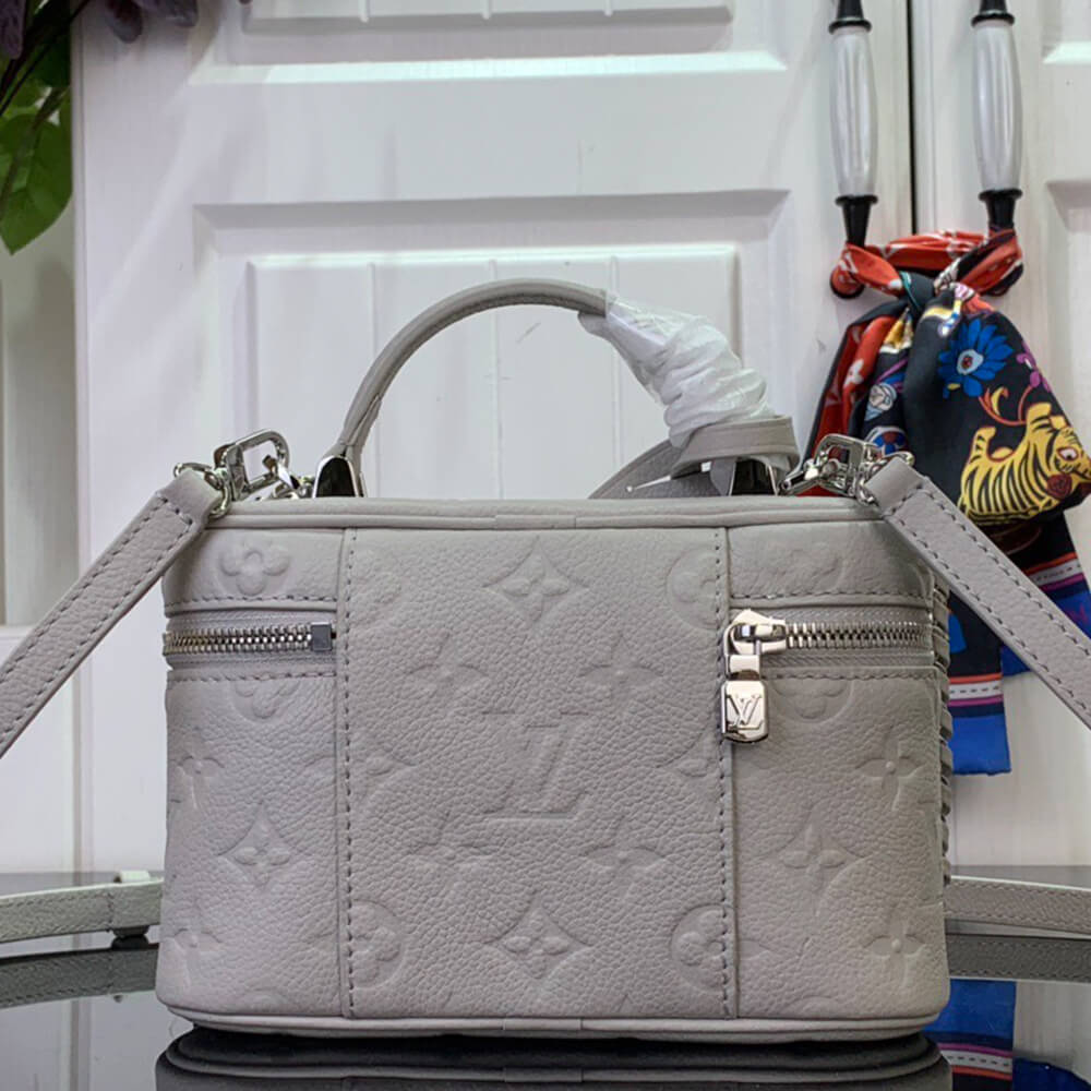 LV Vanity Chain Pouch(HIGH-END GRADE)