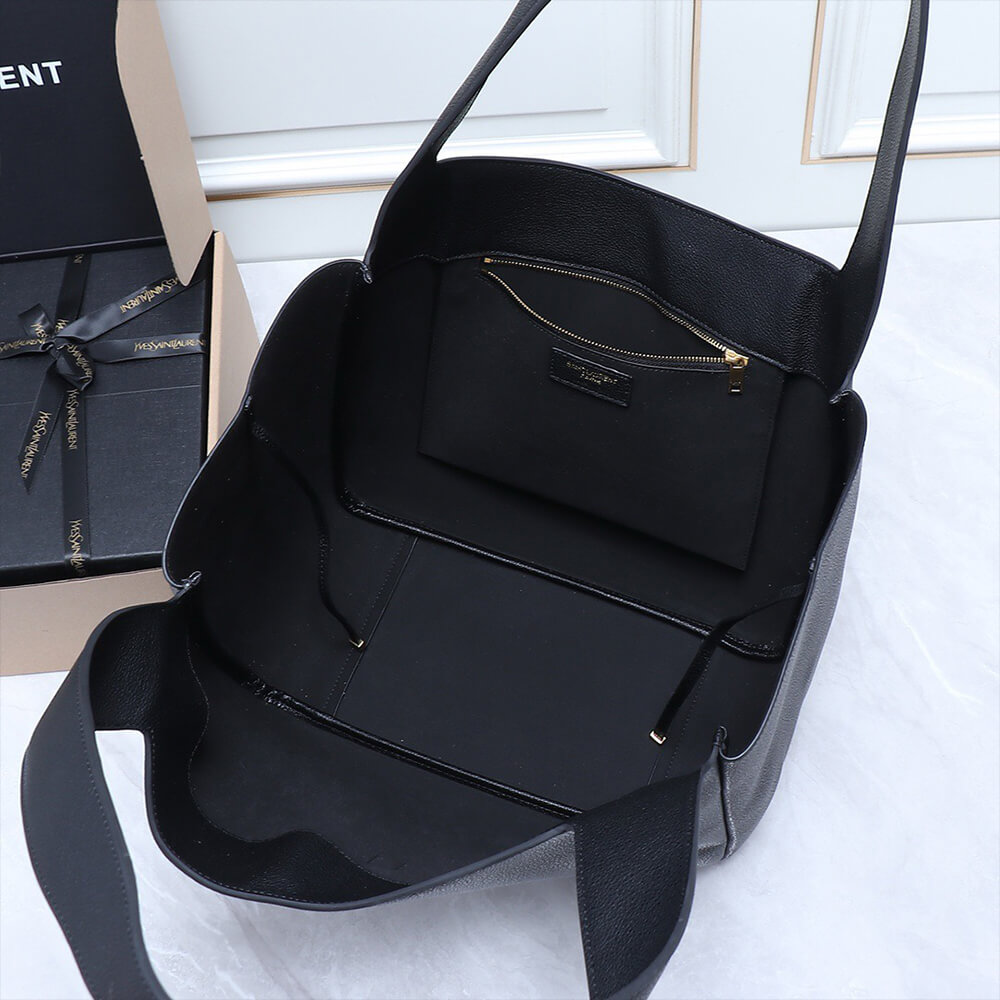 LE 5 A 7 BEA IN GRAINED LEATHER