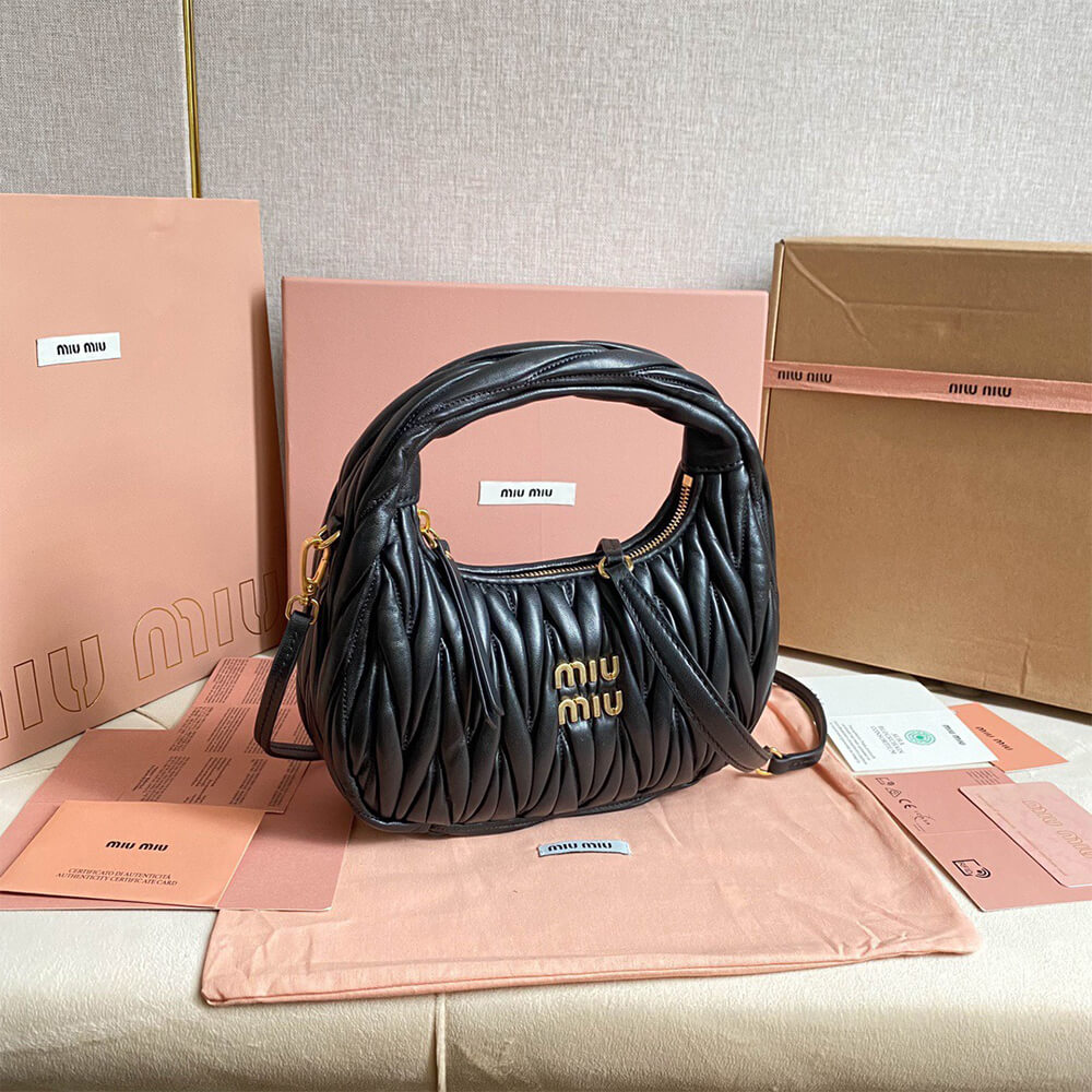 Small Wander matelasse nappa leather hobo bag(HIGH-END GRADE)
