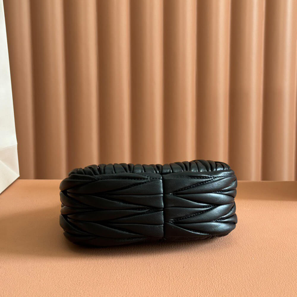 Wander matelassé nappa leather hobo mini-bag(high-end grade)