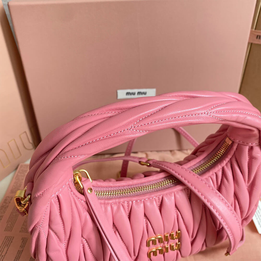 Small Wander matelasse nappa leather hobo bag(HIGH-END GRADE)