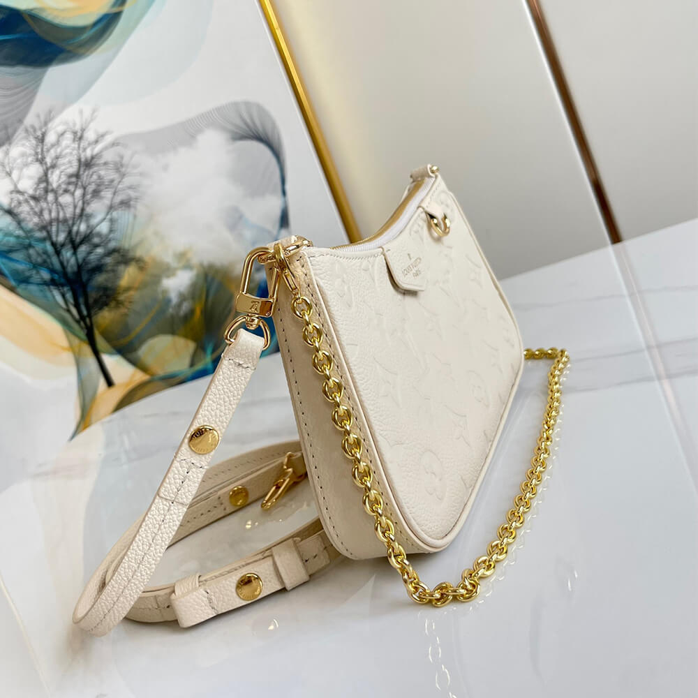 LV Easy Pouch On Strap