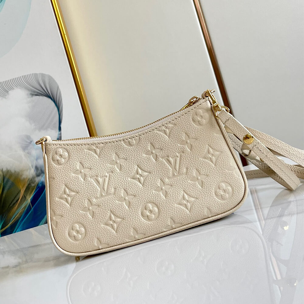 LV Easy Pouch On Strap
