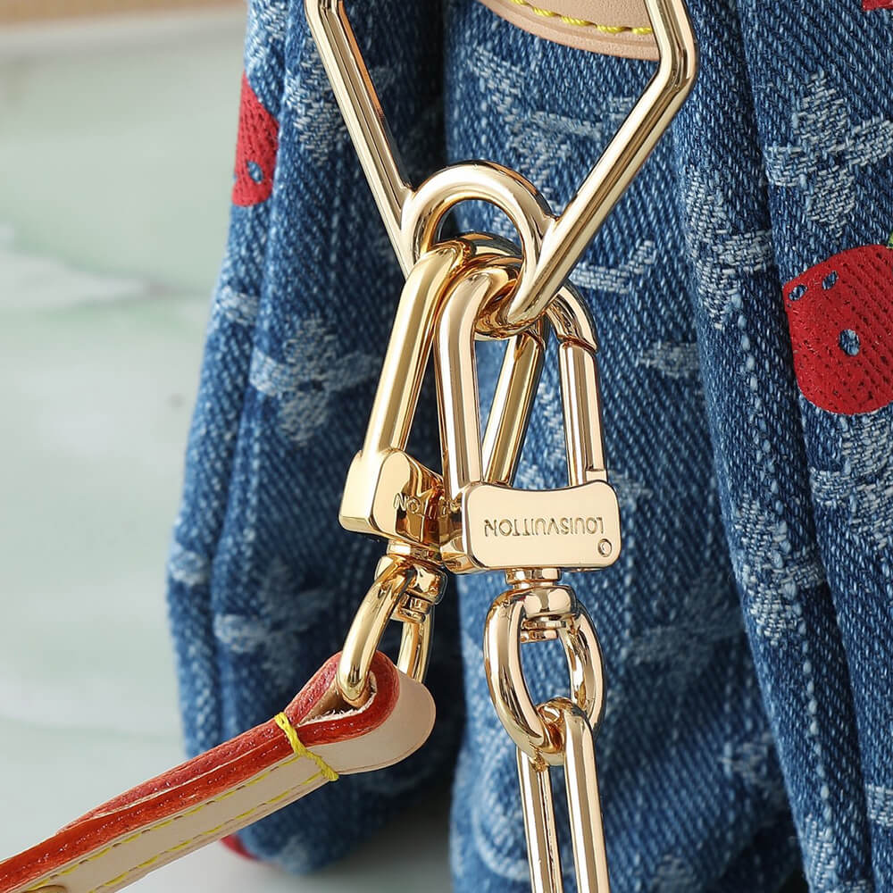 LV x TM Coussin PM