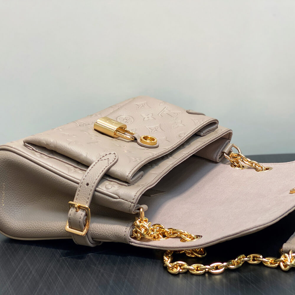 LV Anytime Flap Bag(high-end grade)