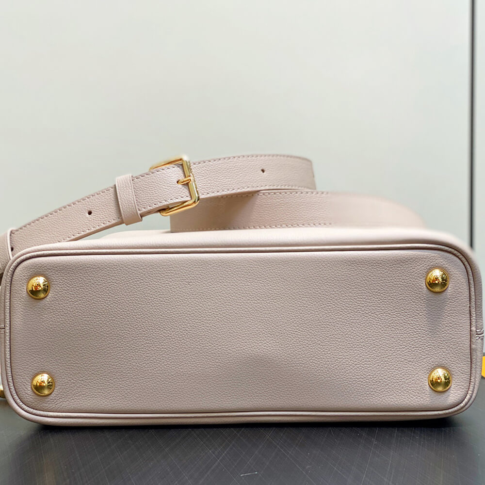 LV Capucines MM Souple(HIGH-END GRADE)