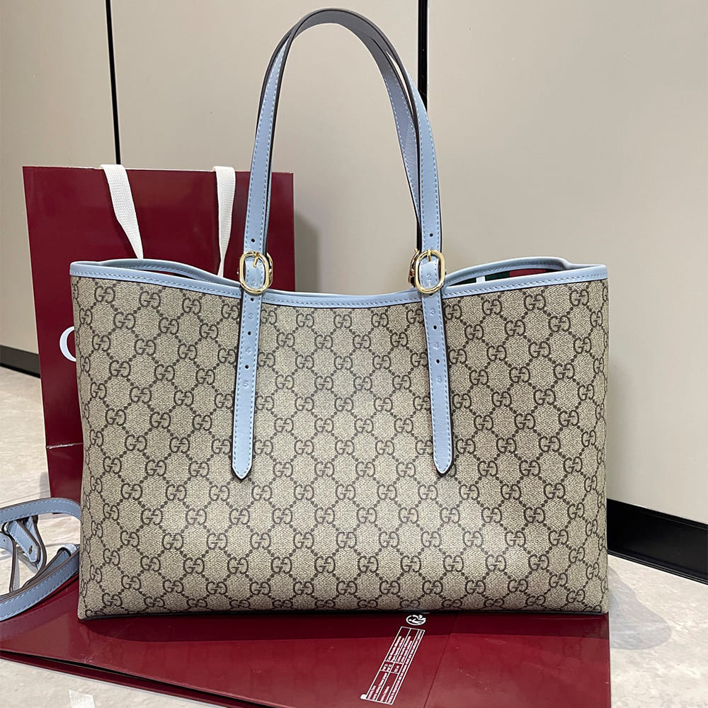 GG Emblem large tote bag