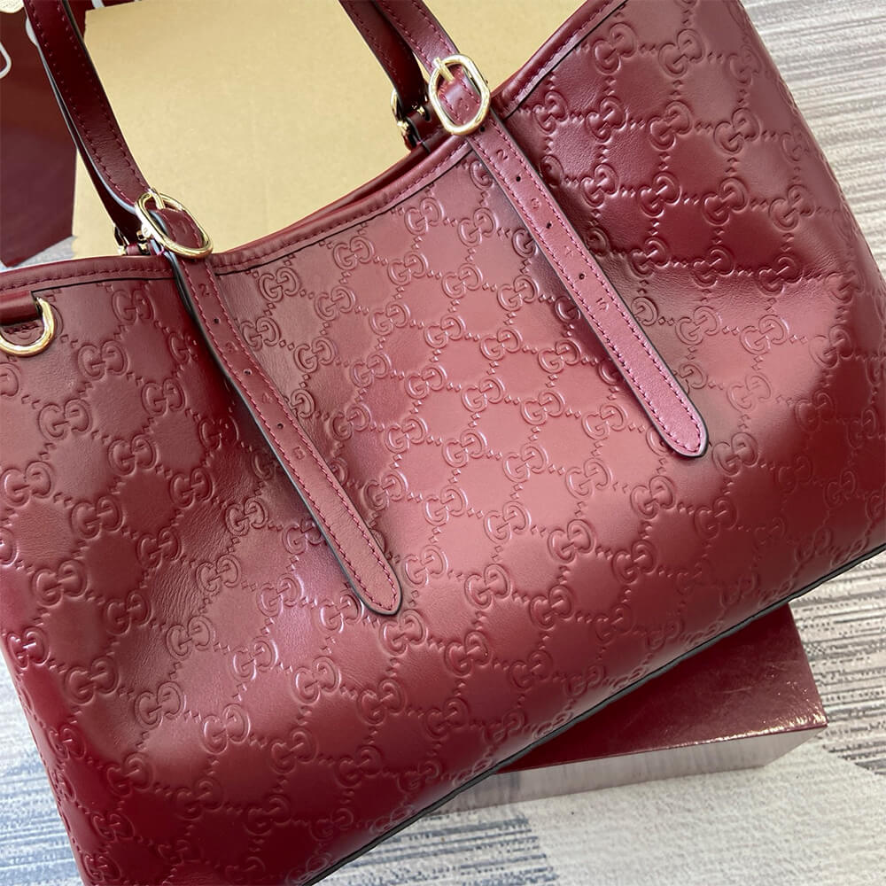 GG Emblem large tote bag